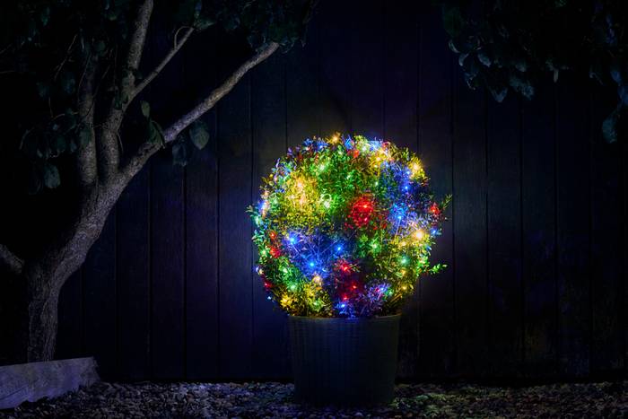 Ljusslinga Wire 150 LED Multifärg 14,9 m Stemning