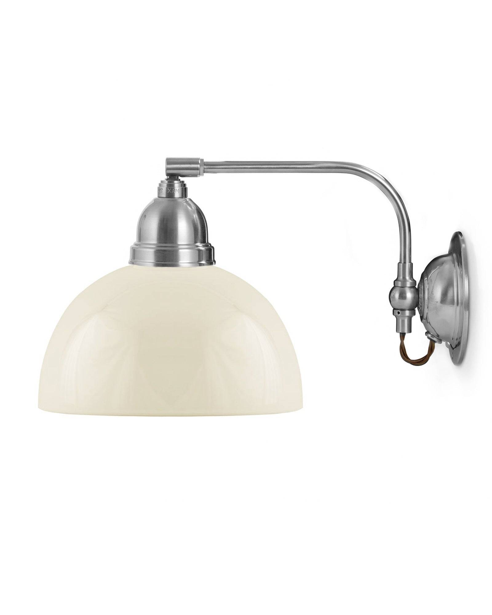 Vägglampa - Gripenberg nickel, benvit halvsfär, brun