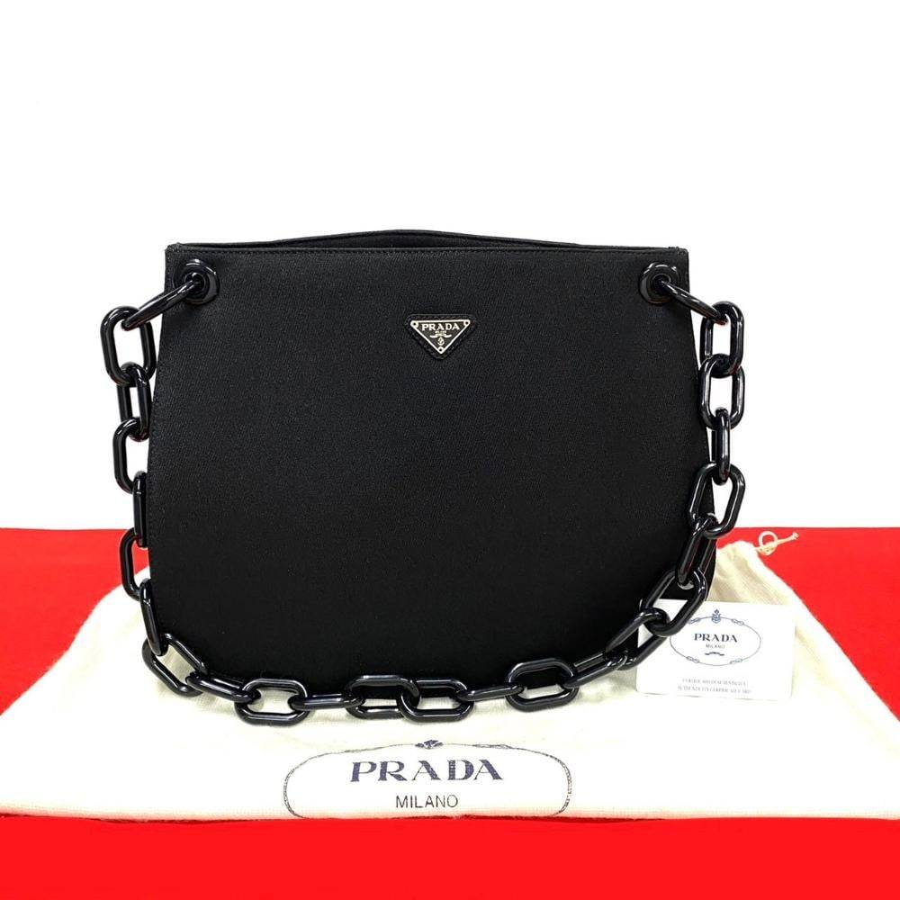 Prada Vintage Prada Shoulder Bag W 7cm x L 30.5cm x D 25.5cm - Skuldertasker hos Magasin.