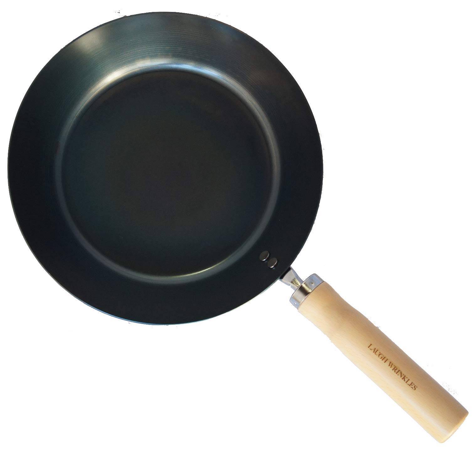 Iron frying pan that grows the more you use plain wood made in IH no seasoning camping it, 28cm, handle, Japan, compatible, lightweight, required, vit
