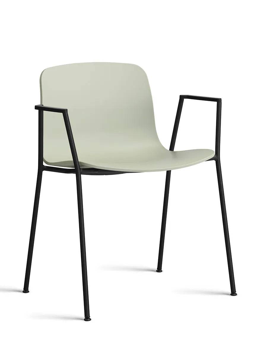 About a Chair AAC18 fra Hay Pastel green / Sort pulverlakeret stål - Jacobsen Plus