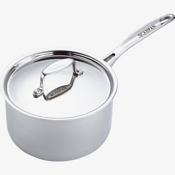 Kastrull med lock från Scanpans serie Fusion 5, 1,3 liter.