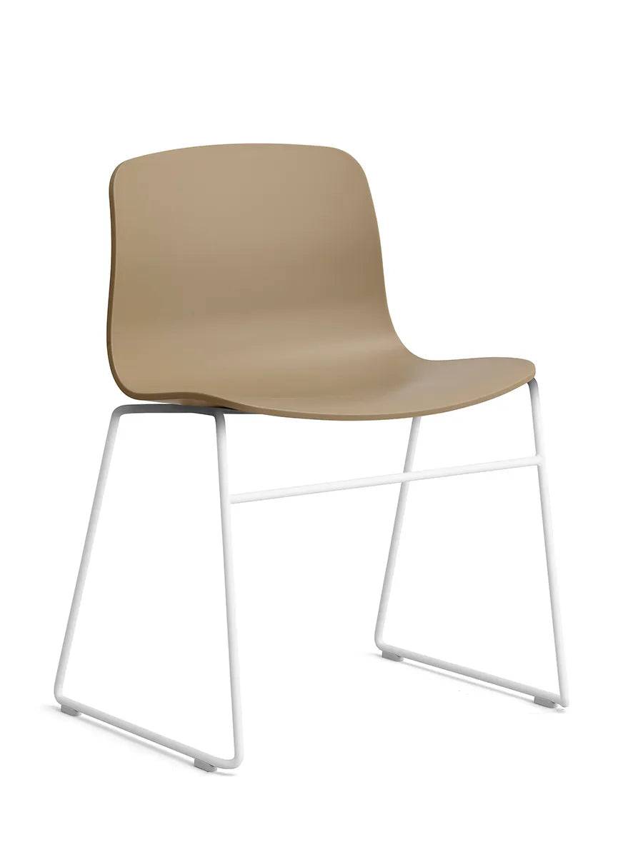 About a Chair AAC08 fra Hay Clay / Hvid pulverlakeret stål - Jacobsen Plus