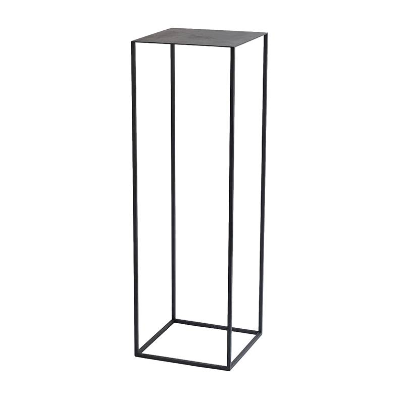 Mette Ditmer CUBIC Piedestal Sort Jern