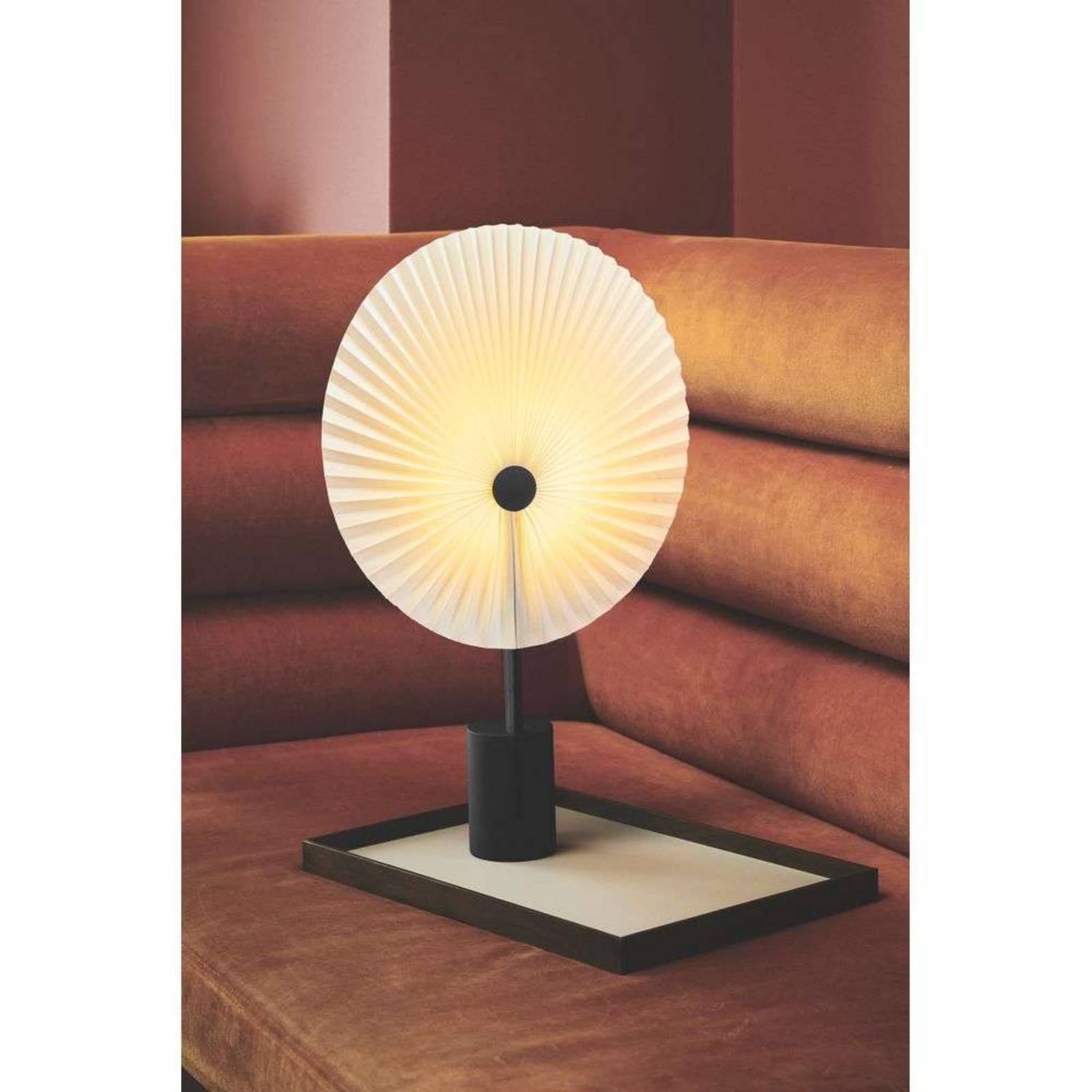 GEJST Bordslampa Liris, dimbar, Svart, Vardagsrum / matsal, Metall, Design, Bordslampa