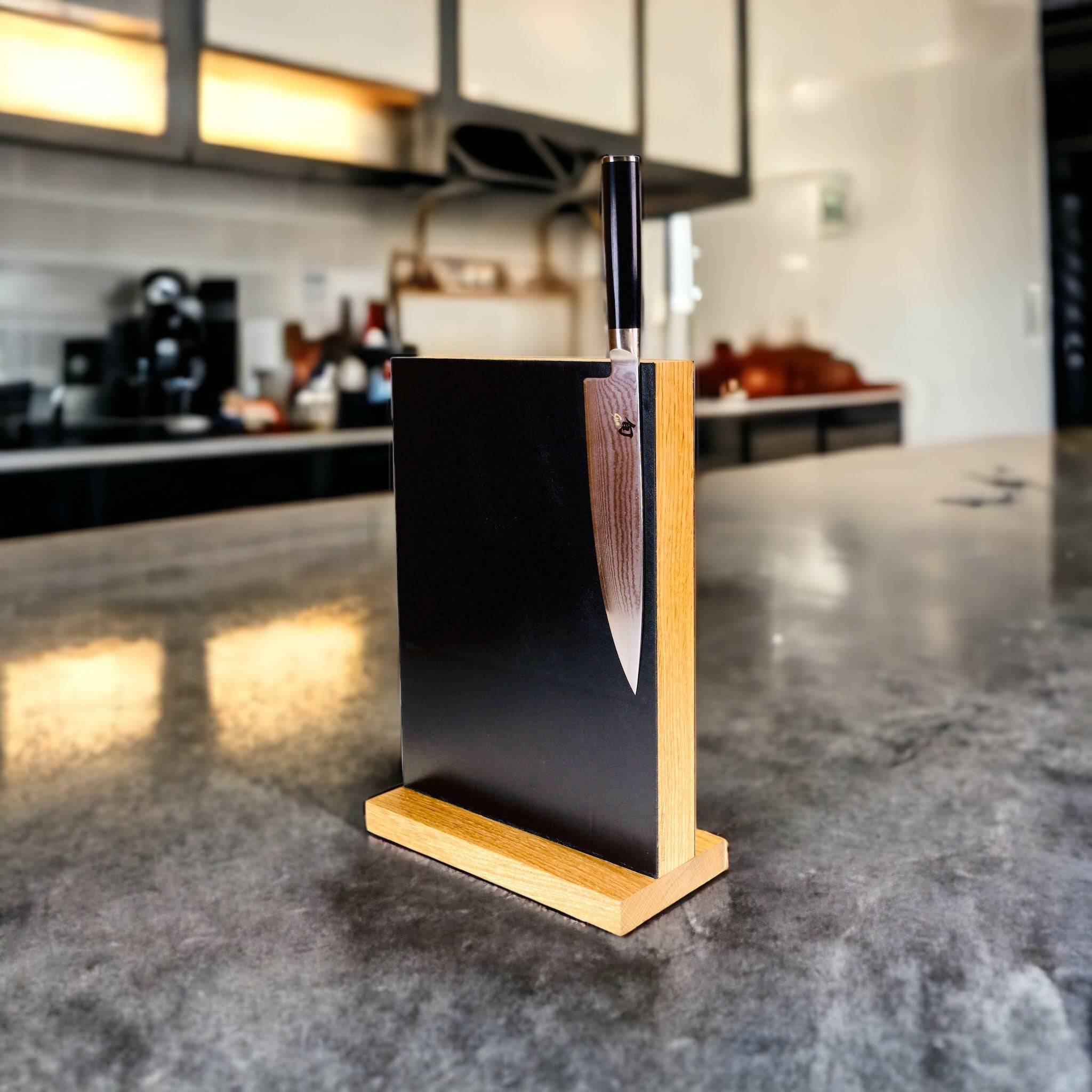 Leather Block – double-sided magnetic knife block with leather front in several finishes - 25x30x4 cm / Walnut / Black