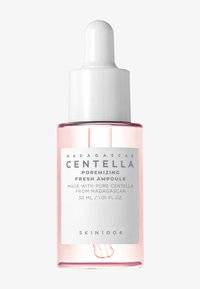 MADAGASCAR CENTELLA POREMIZING FRESH AMPOULE - Serum