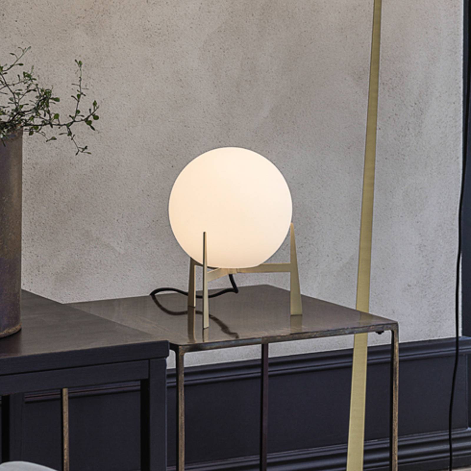 PR Home Bordslampa Milla, Vitt / opal, Vardagsrum / matsal, Glas, Skandinavisk, Bordslampa