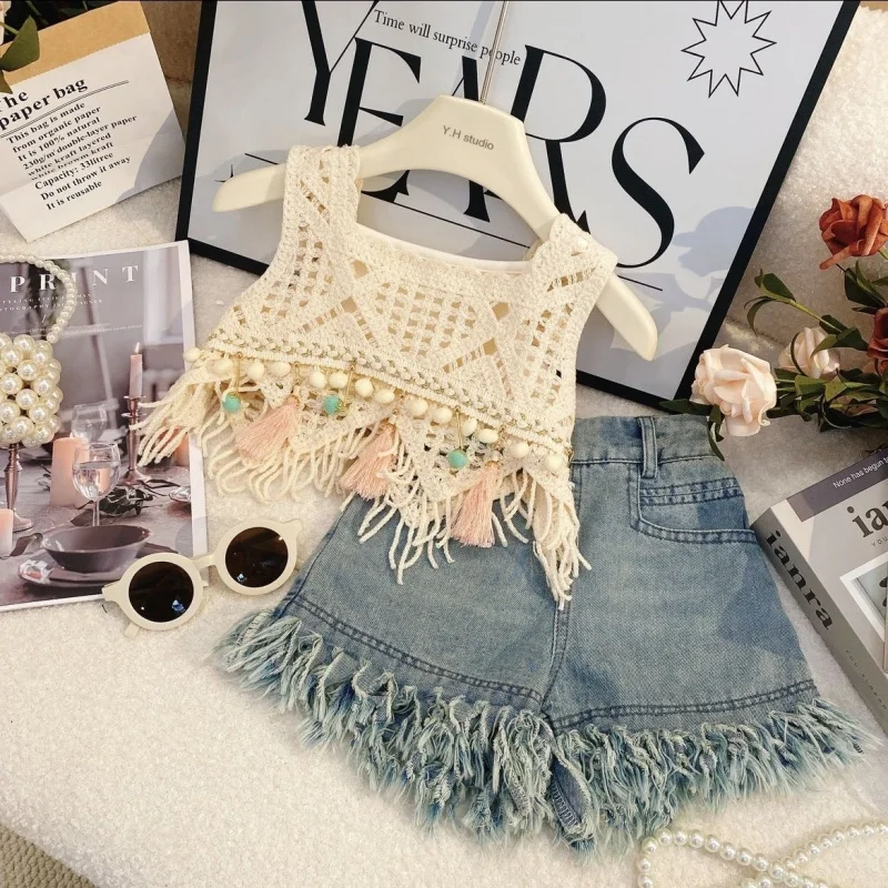 MiniChic – Snyggt och bekvämt – Set med boho-top och jeansshorts 120 (5–6 år) | Pedagogiska Träleksaker