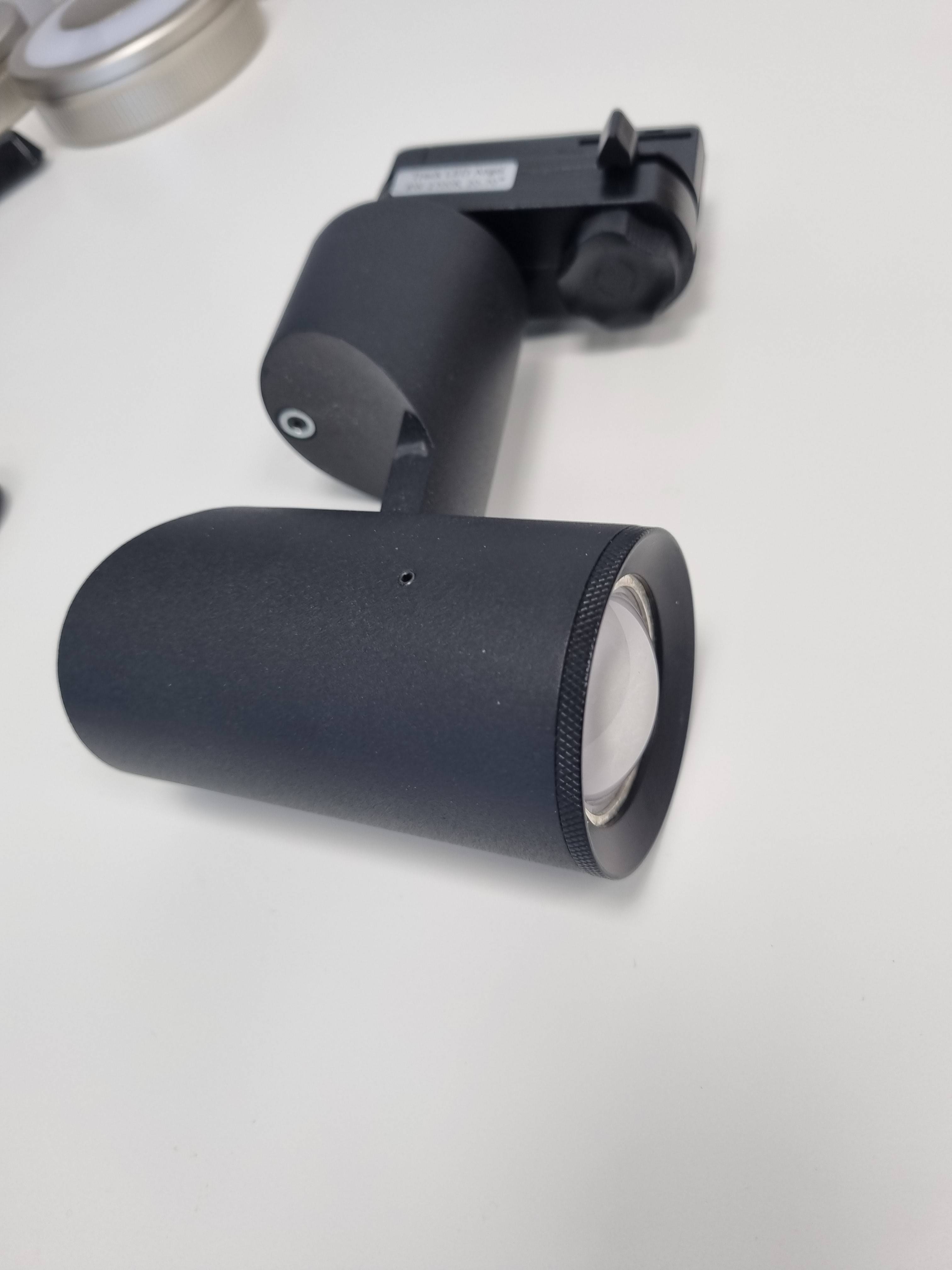 Track-LED Angle 8W 3000K