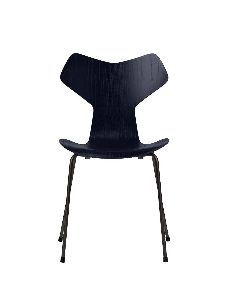 3130 Grand Prix stol i farvet ask af Arne Jacobsen Midnight Blue / Sort - Jacobsen Plus