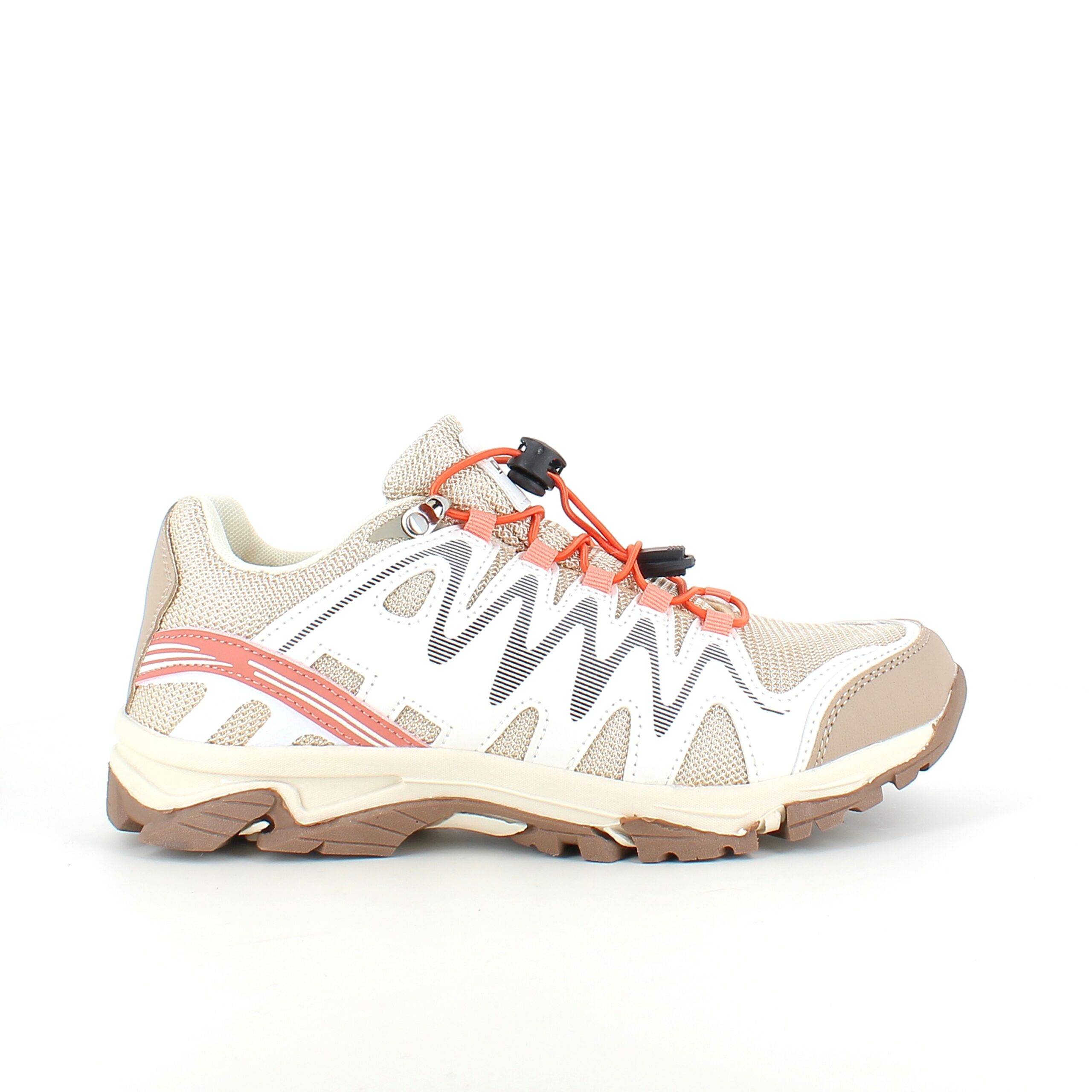 Flexibla beige sneakers med elastiska skosnören. - 36