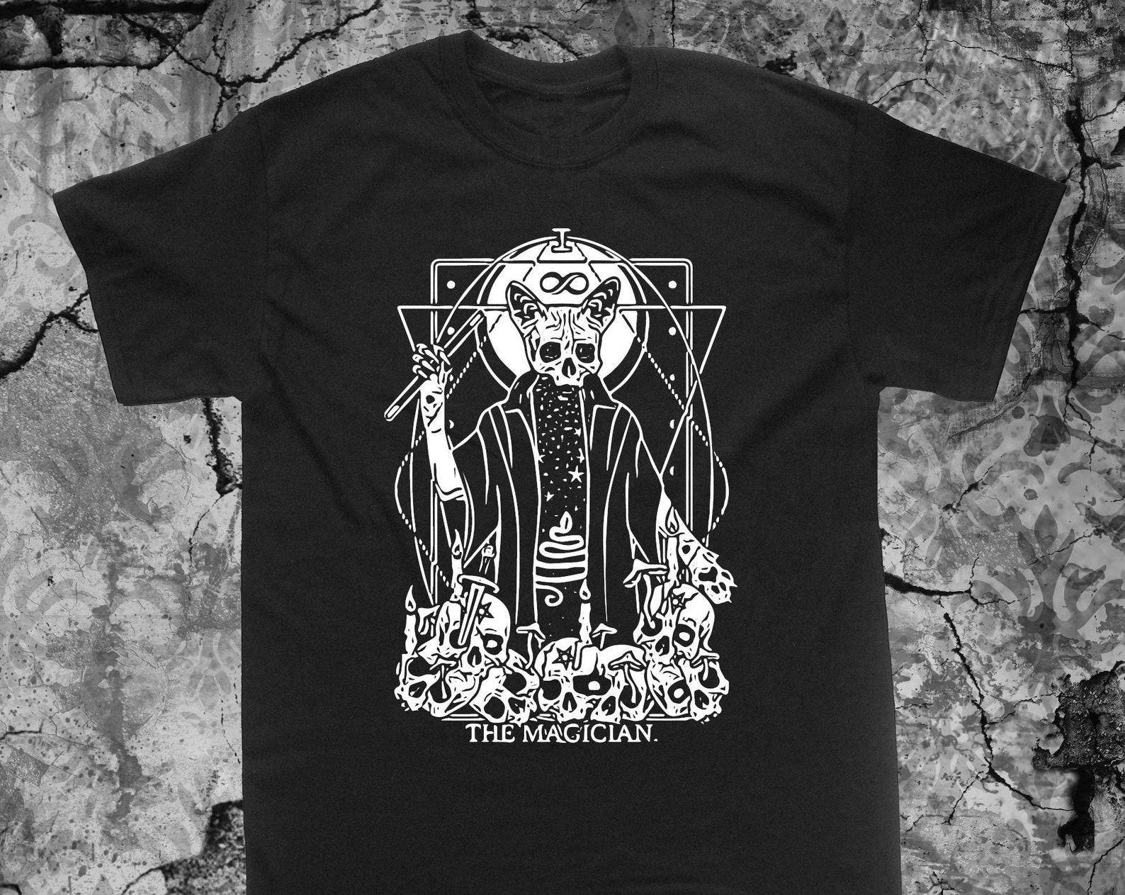 Magiker Tarotkort T-shirt - Memento Mori Kom ihåg Döden Skalle Ockult Gotisk Skelett Medeltida Ondska Wicca Häxkonst Voodoo Sigill Punk cm gray