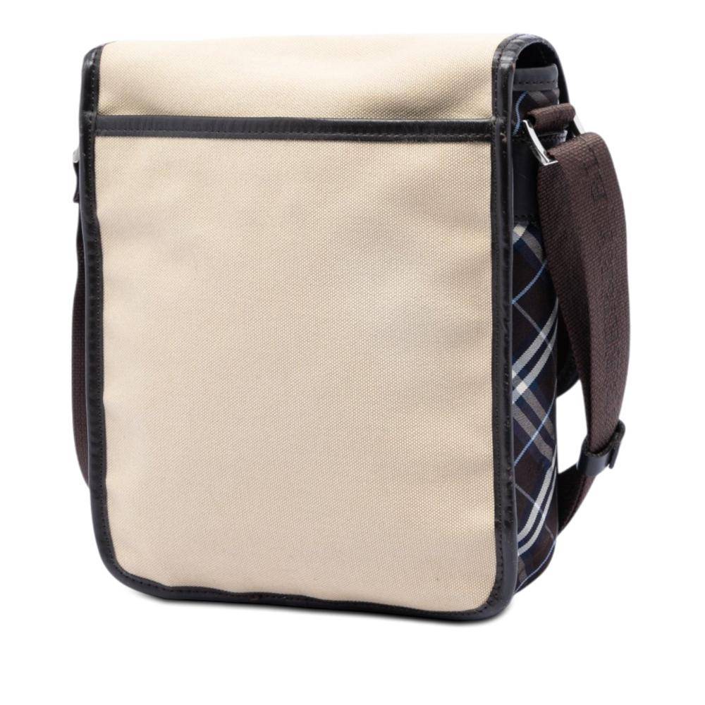 Burberry Vintage Burberry Crossbody Bag L 23cm x W 18cm x D 6cm - Crossbody Tasker hos Magasin.