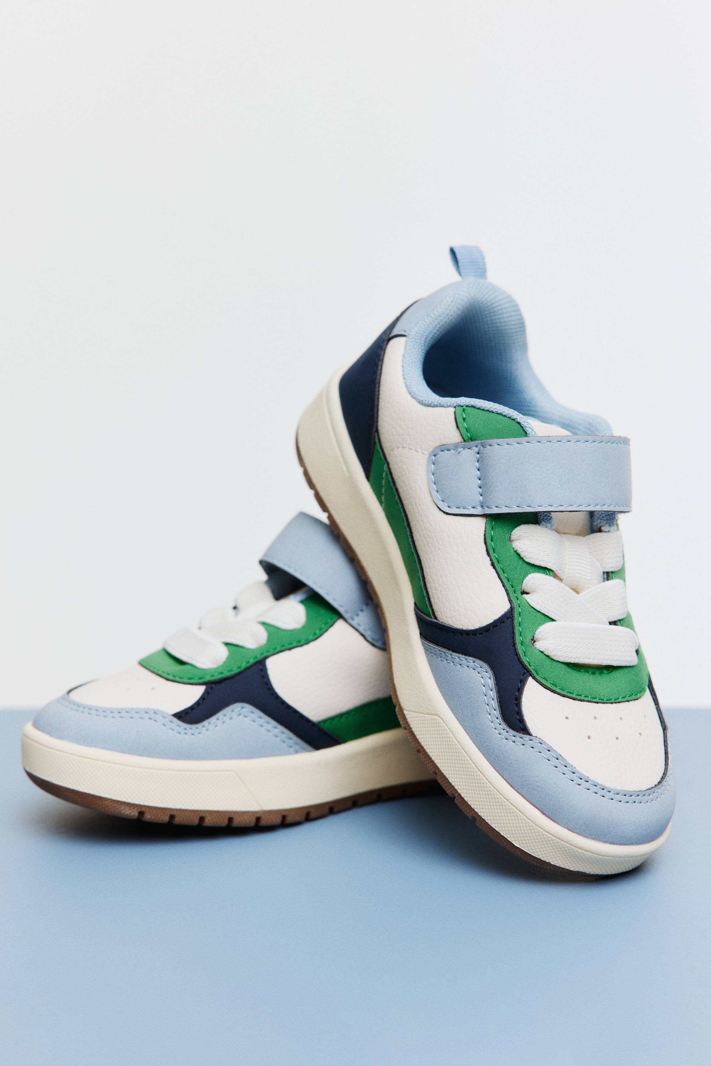 Dreng - Lyseblå/Hvid Sneakers - Size: 29 - H&M
