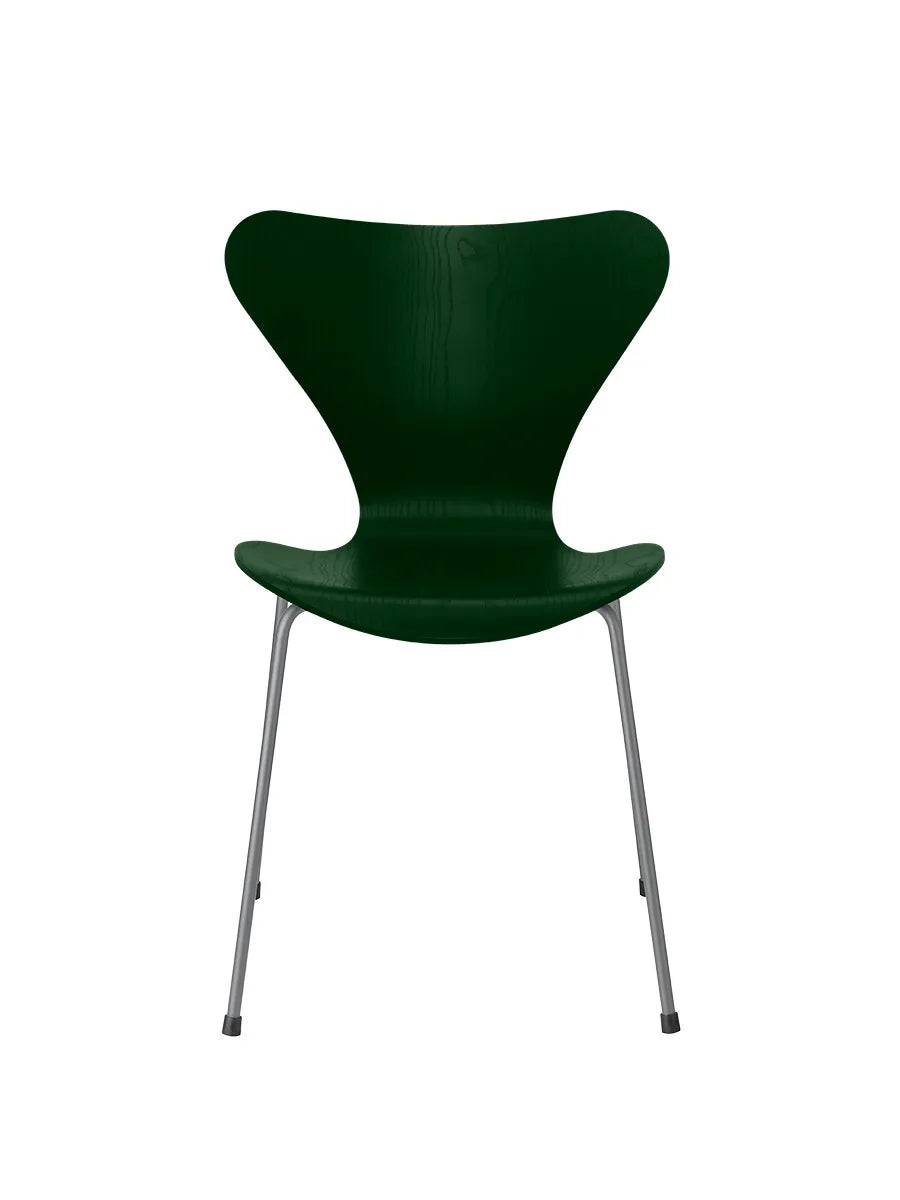 3107 Serie 7 stol i farvet ask af Arne Jacobsen Evergreen / Silver Grey - Jacobsen Plus