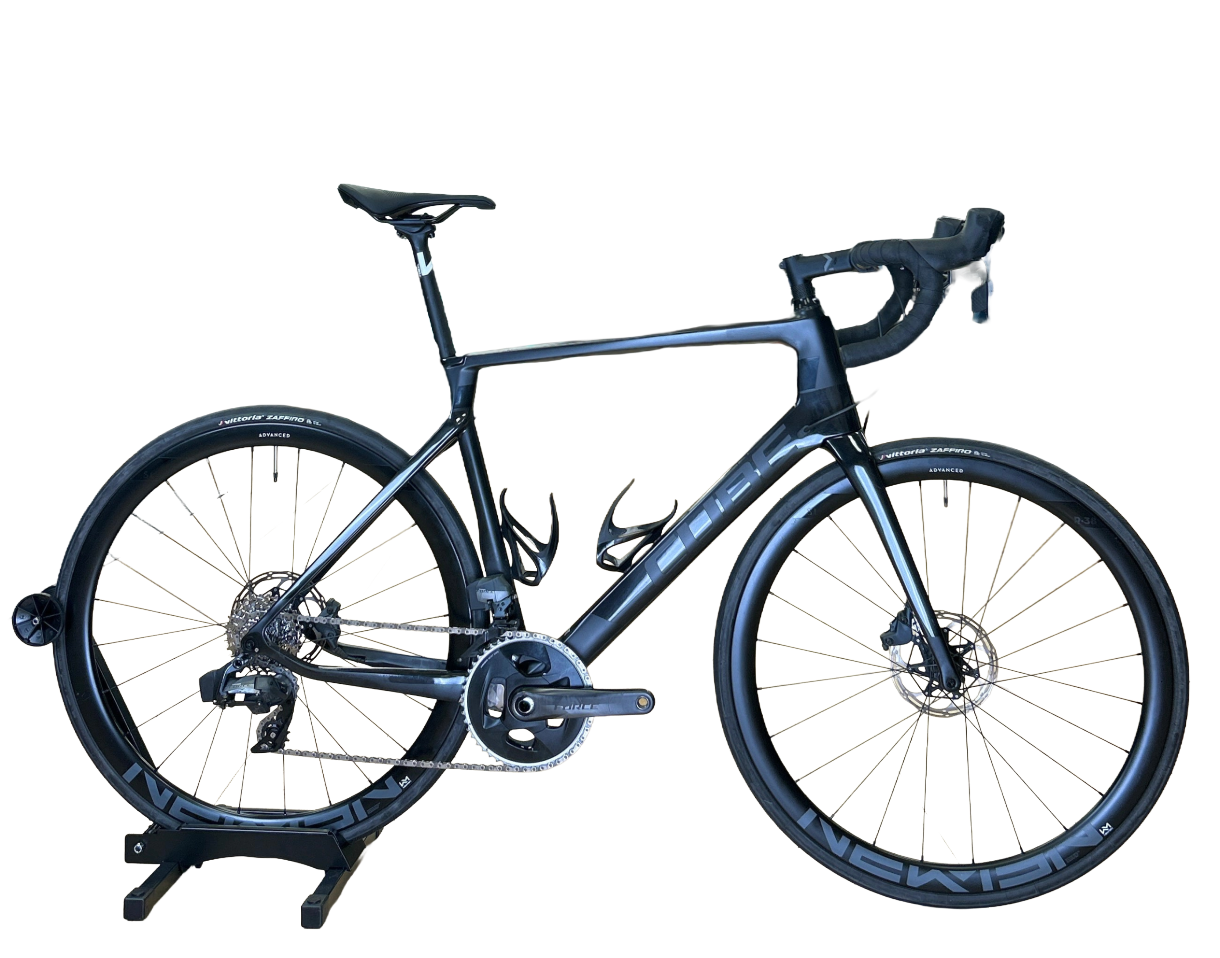 Cube Agree C62 Pro AXS Carbon - SRAM Force AXS - Newen carbon wheelset