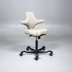 Sadelstol Capisco 8106