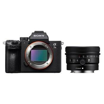 Sony Alpha 7 III (ILCE-7M3) + SEL 50mm f/2.5 G  black-black