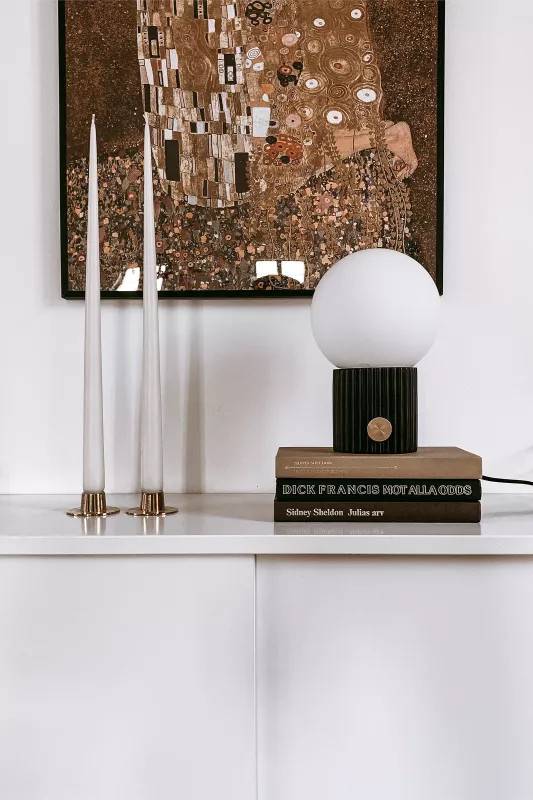Globen Lightning - Hubble Bordslampa 22 (Svart)
