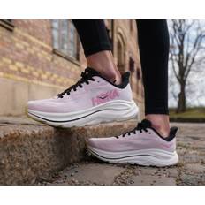 Hoka W CLIFTON 10 Carnation/StarlightGlow, EU 41 1/3