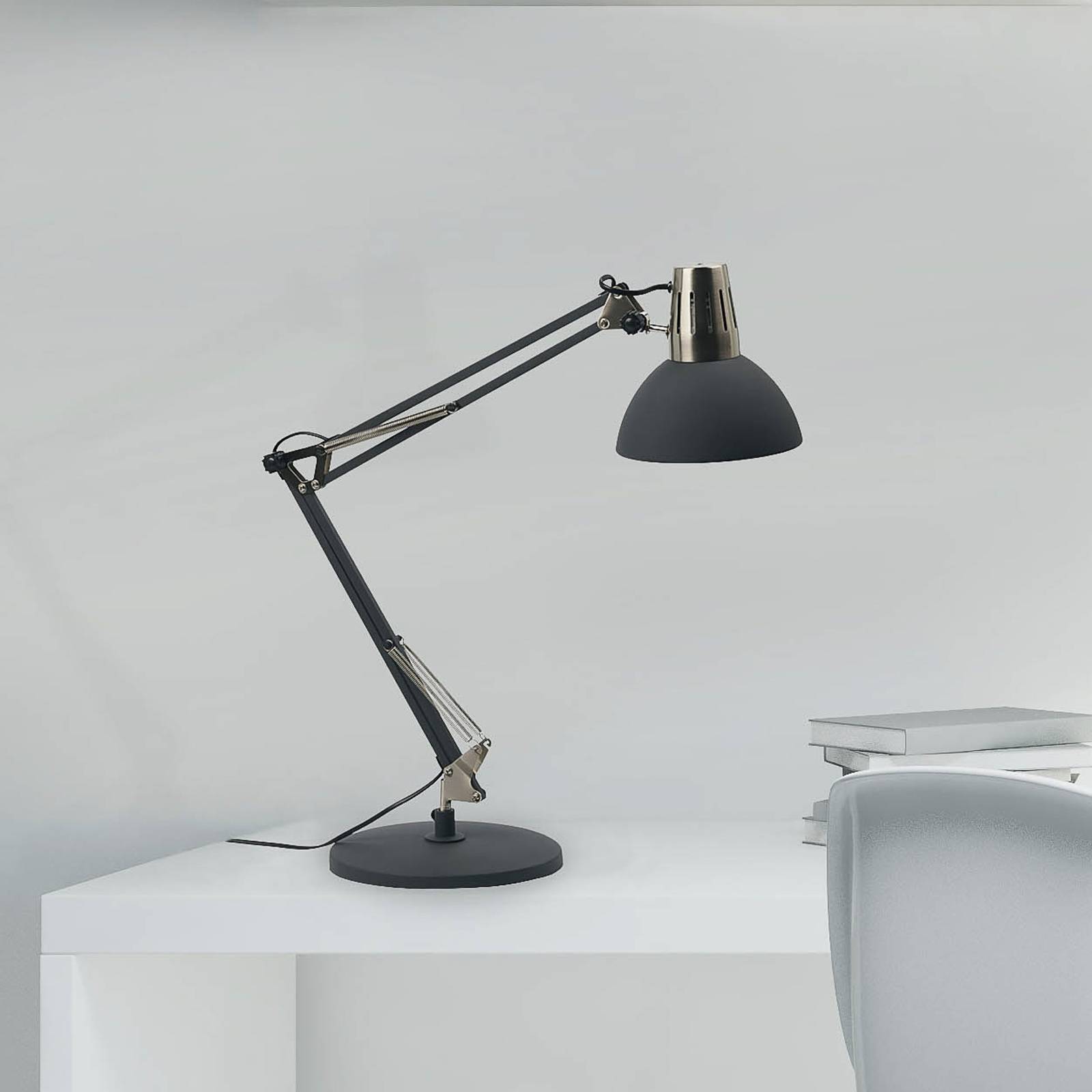 Aluminor Skrivbordslampa Calypsa, Svart, Arbetsrum / kontor, Aluminium / grå / zink, Modern, Bordslampa