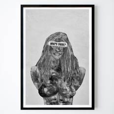 Människor & Porträtt Poster: Kvinna - Who's there? Med text av Josefine Rosendahl