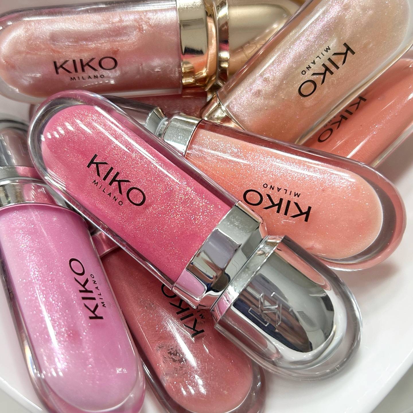 Original Kiko 3D Mirror Lip Glaze Waterproof Non Fading and Non Stick Cup Gentle Bean Paste Color Fine Shiny Point Charm Red