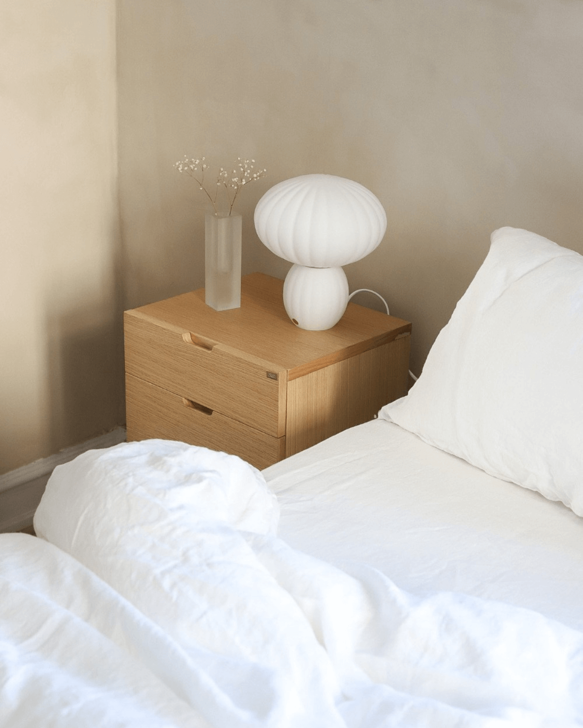 Bordlampe, Kumu, Hvid