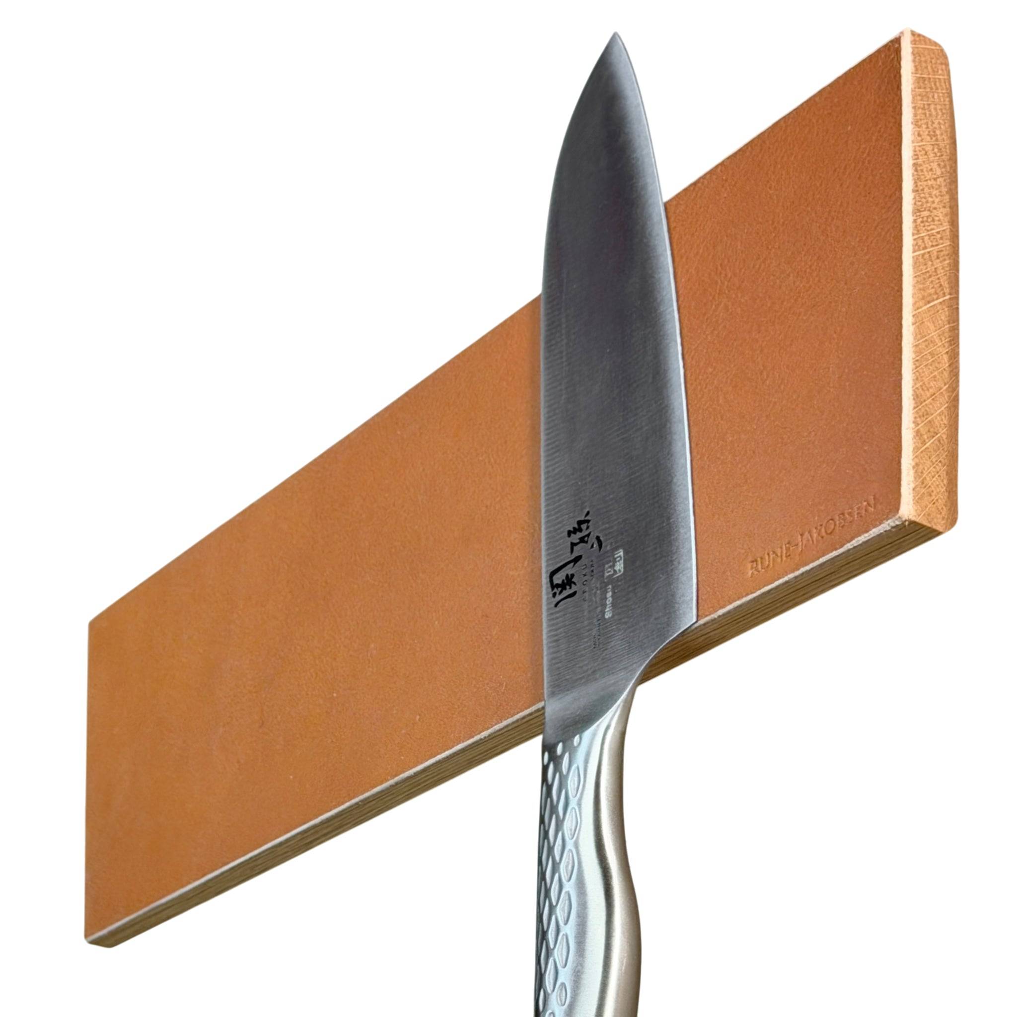 Leather protected wide- 10 cm wide knife magnet with leather front. Lengths from 20-80 cm - 60x10x2.5cm / Smoked oak / Brown