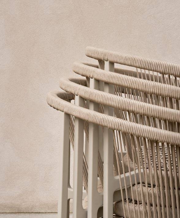 Vipp 712 - Lagrasse Lounge Chair - VIPP Outdoor