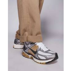 Nike - Zoom Vomero 5 - Beige og grå sneakers-Neutral