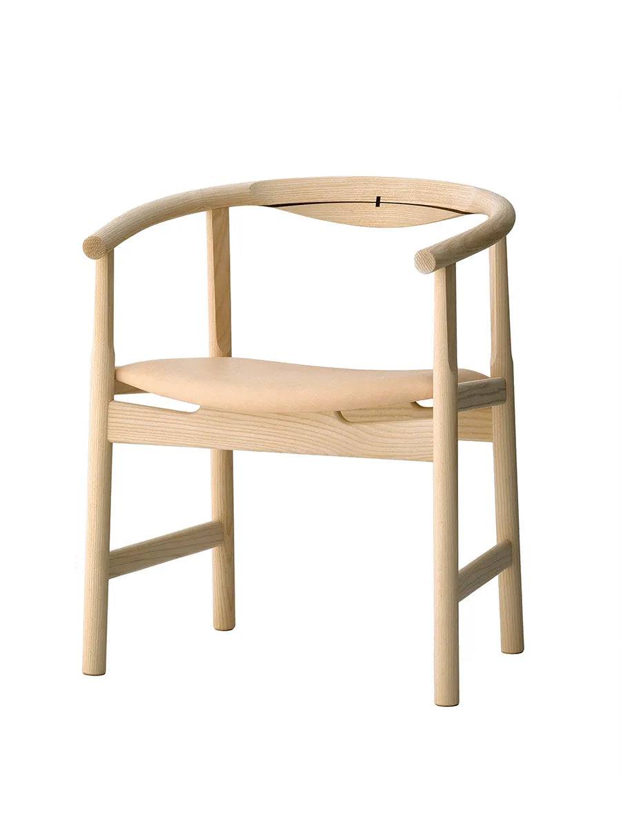 PP203 Stol af Hans J. Wegner Standardstof / Ask / Hvid bioolie - Jacobsen Plus