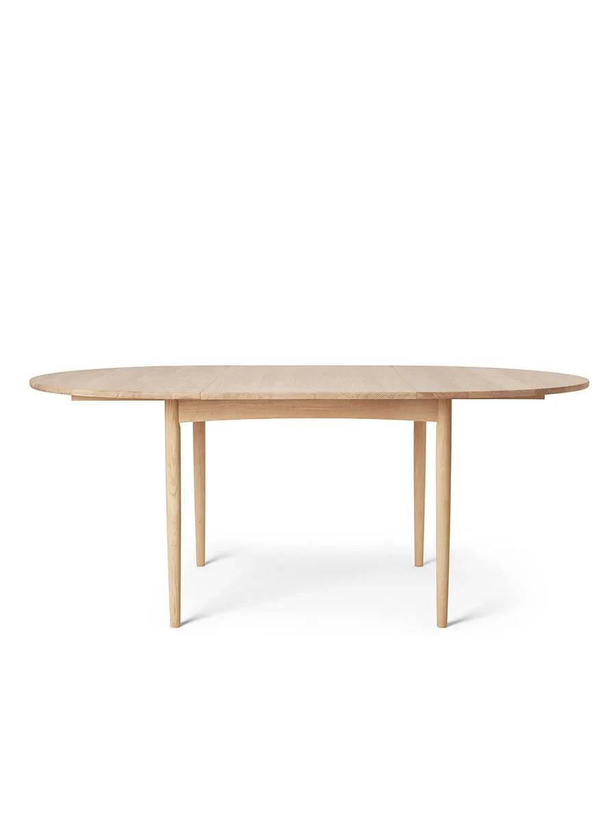 BM0121 Spisebord, sæbebehandlet eg af Børge Mogensen Inkl. 1 Tillægsplade, eg - Jacobsen Plus
