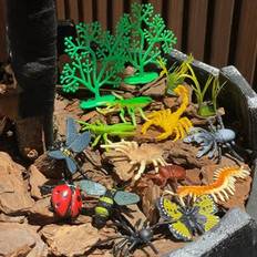 Söt mini-bondgårds- och vilda djurlekset - Innehåller dinosauriefigurer (T-Rex, Triceratops), ko, vildhäst, skorpion, bönsyrsa, tusenfoting och trädmo - Multifärgad (Multi-size)