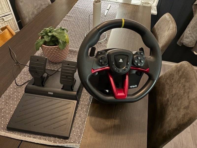 HORI Racing Wheel Apex för PS5, PS4, PC