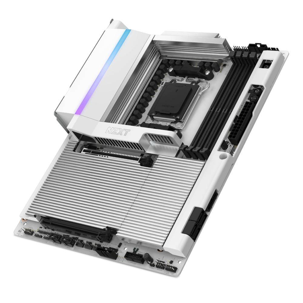 N9 X870E DDR5 White