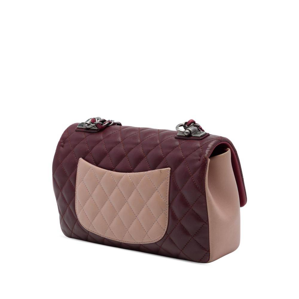 Chanel Vintage Chanel Flap Bag L 16cm x W 26cm x D 6cm - Chanel Vintage hos Magasin.