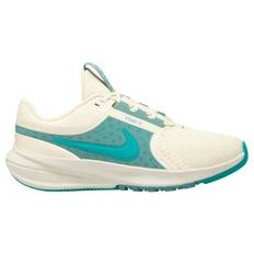 Nike Kid's Star Runner 5 Multisportskor Barn Storlek 36 Färg beige/vit