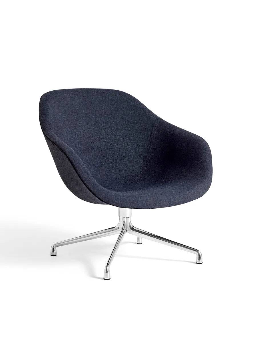 About a Lounge Chair low AAL81 fra Hay Flamiber / Sort pulverlakeret aluminum - Jacobsen Plus
