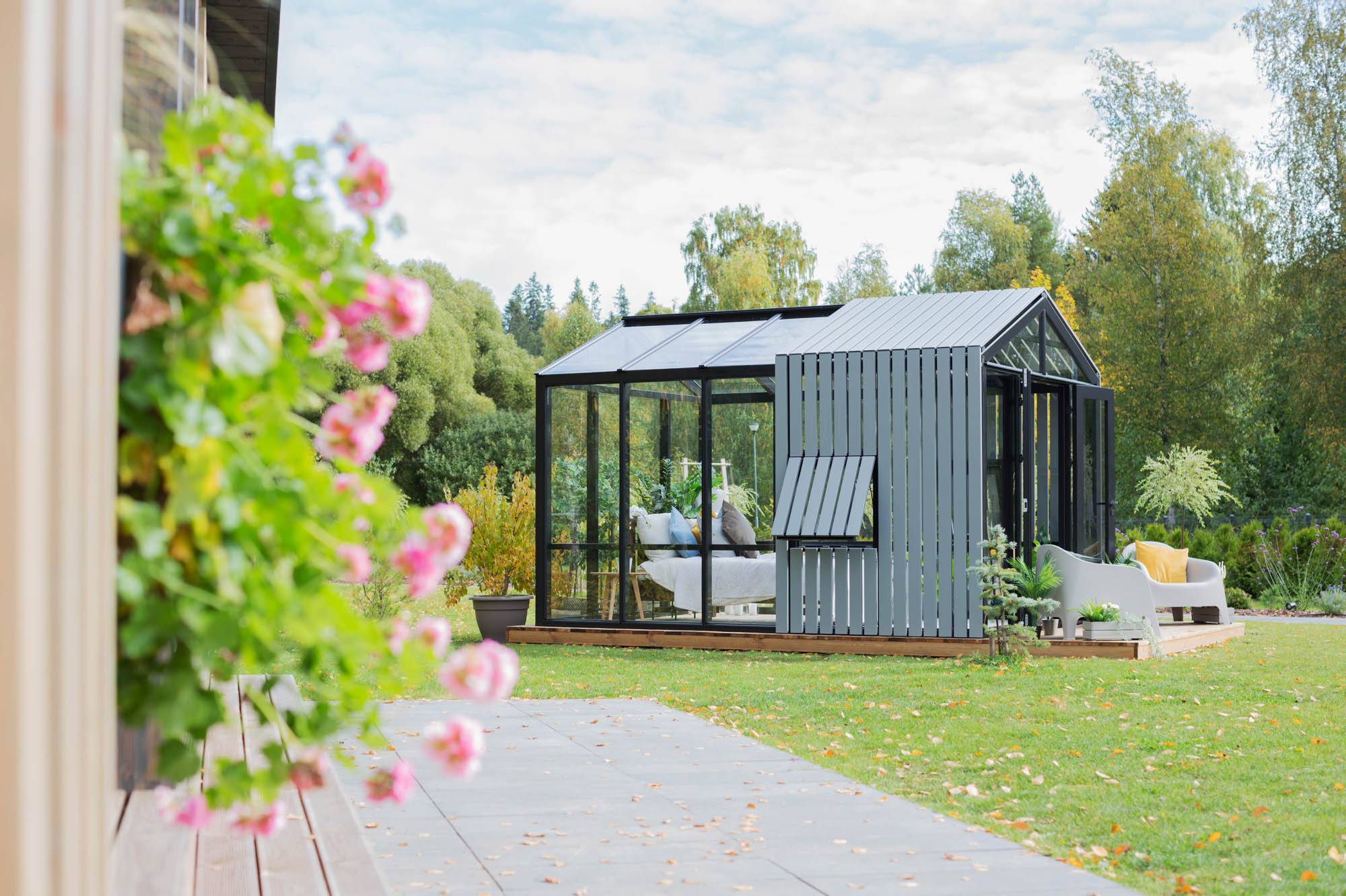 Lignum1 Träväxthus Stali 5,1 - 14,3 m² 12 m² Dubbelglas med isolerande gas Accoya