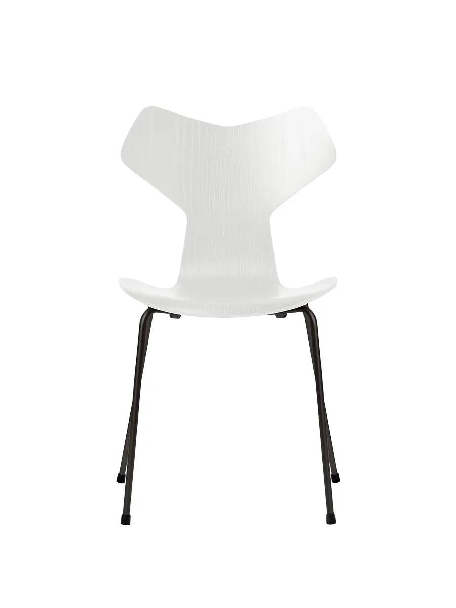 3130 Grand Prix stol i farvet ask af Arne Jacobsen Hvid / Sort - Jacobsen Plus