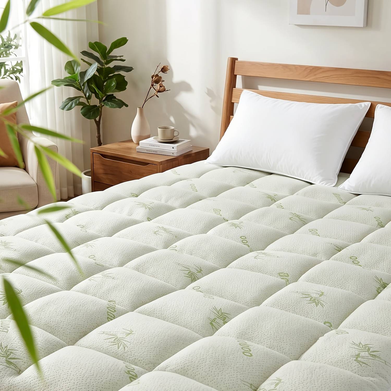 1000gsm Rich Fiber-filled Mattress Protector, Bamboo Fiber Air Layer Fabric, Soft And Skin-friendly, Breathable And Sweat-free, 360-degree Mattress Coverage, Machine Washable.