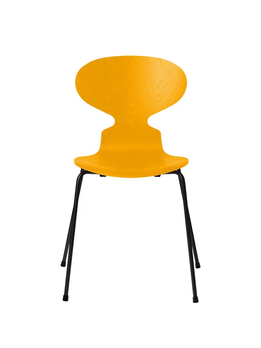 3101 Myren Stol i farvet ask af Arne Jacobsen True Yellow / Sort - Jacobsen Plus