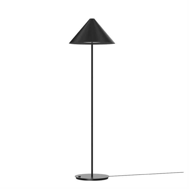 Louis Poulsen Keglen Golvlampa  Black 8.5W LED 2700-2000K