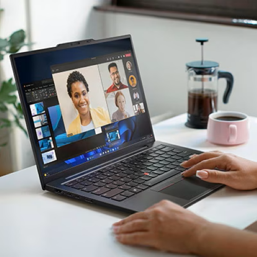 Lenovo ThinkPad X1 Carbon Gen 13 Intel® Core Ultra 7 265U vPro®-processor E-kärnor upp till 4,20 GHz P-kärnor upp till 5,30 GHz, Windows 11 Pro 64, 1 TB SSD TLC Opal