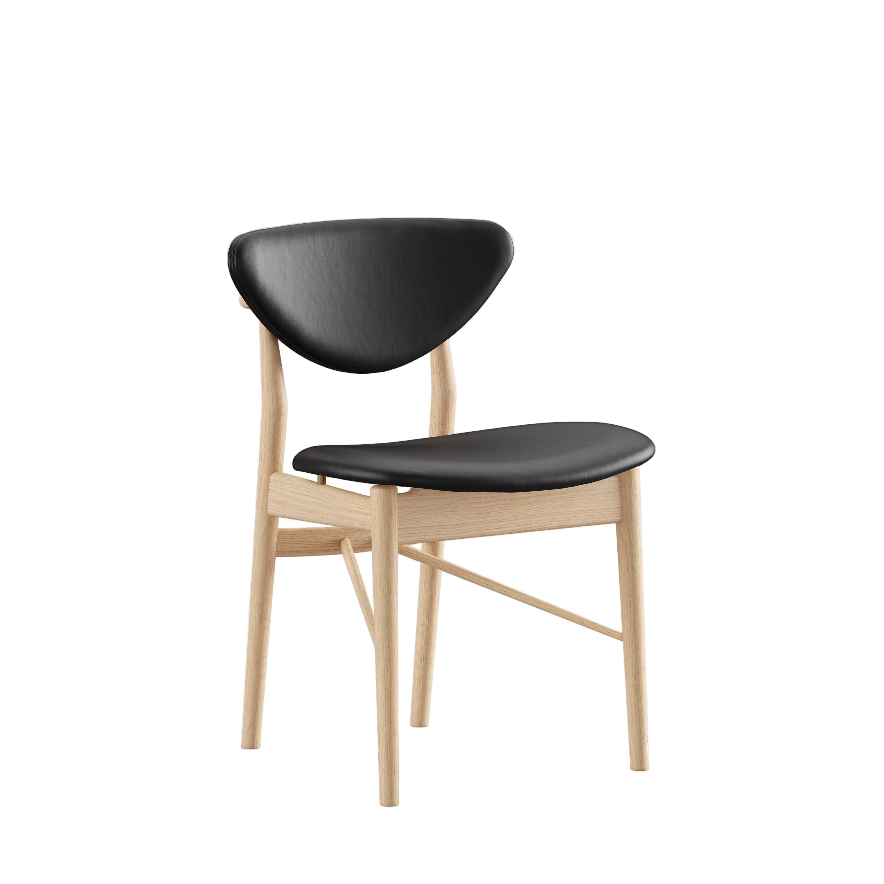 108 Chair, eg klar olie af Finn Juhl Nevada læder (sort) - Jacobsen Plus