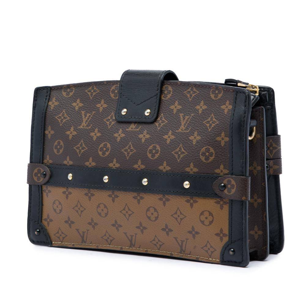 Louis Vuitton Vintage Louis Vuitton Crossbody Bag L 16cm x W 22cm x D 7cm - Crossbody Tasker hos Magasin.