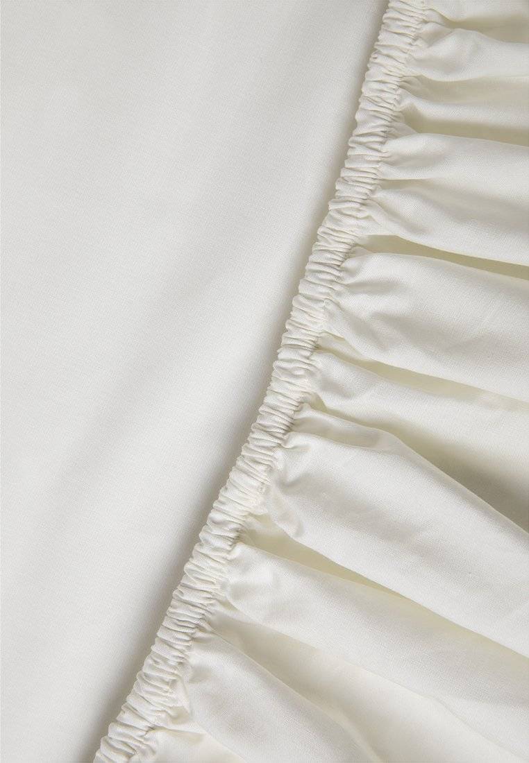 Dra-på-lakan - offwhite