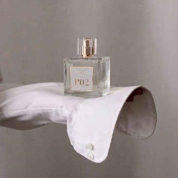 P02 - eau de parfum, ærlig